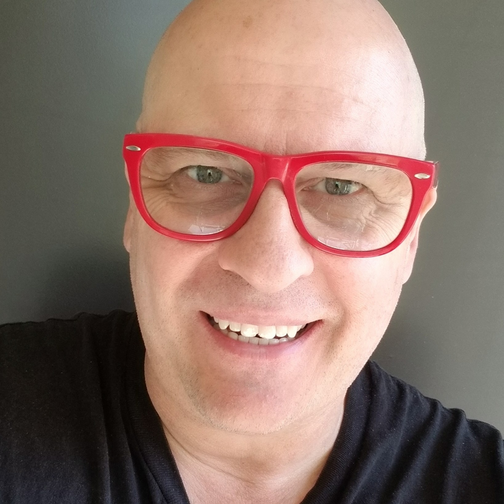 Photo of Wayne Wallace with Red Glasses